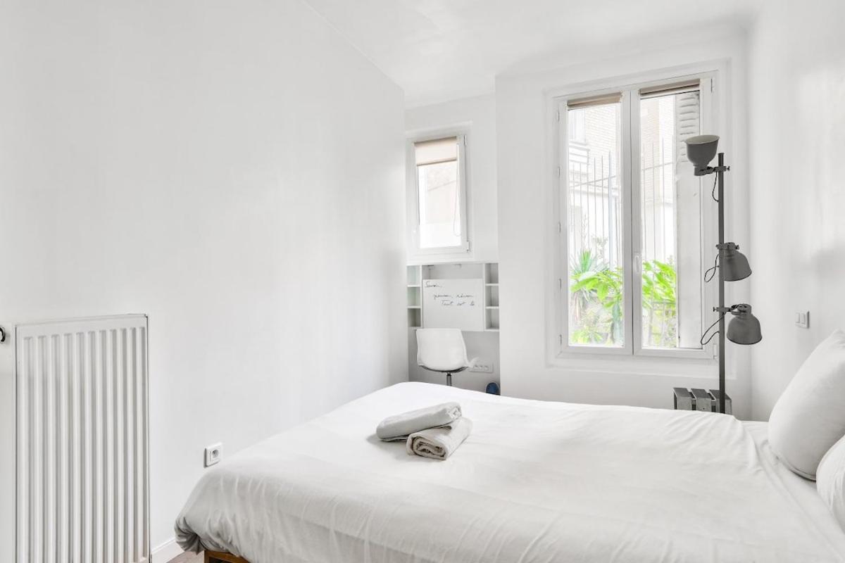 Superb 1br Flat 2min Walk From The Metro Station Appartamento